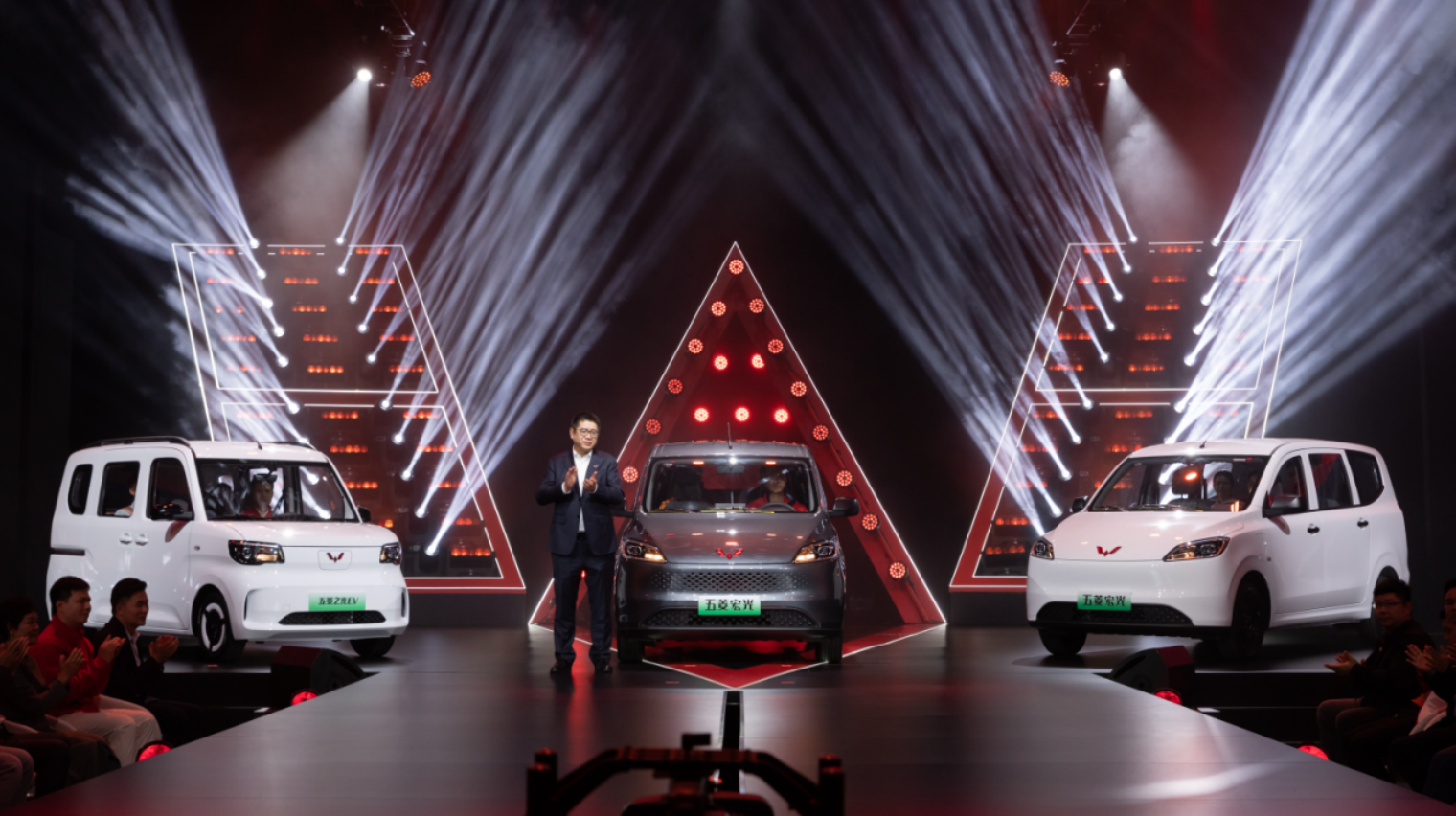 1732025825639652.png 五菱2.png