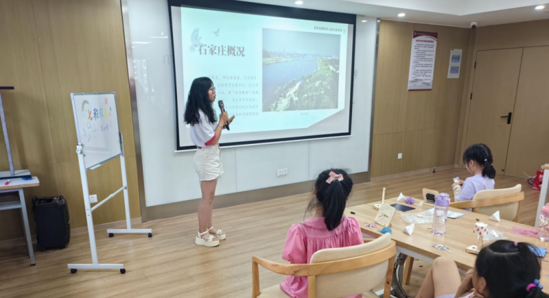 时光剪影，柏卜情谊润童心田——西柏坡精神志愿宣讲走进袁家边儿童心间