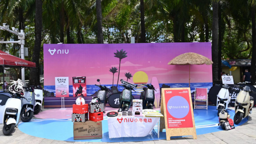 小牛电动快闪三亚露营生活节，一举成为潮人打卡集聚点