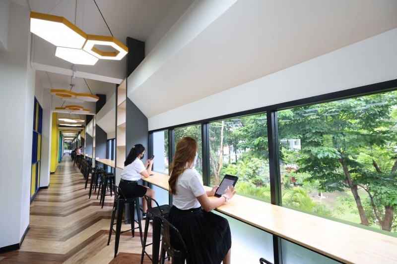 《泰国商会大学:东盟经贸服务领域的璀璨明珠》(图4) 《泰国商会大学:东盟经贸服务领域的璀璨明珠》(图4)