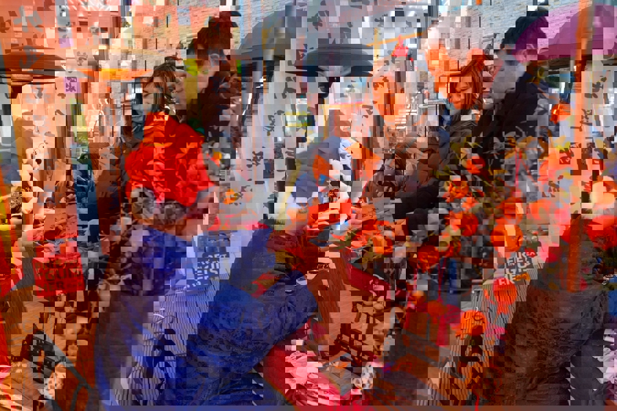 感受传统中的新意，今潮8弄元宵庙会开启(图1)